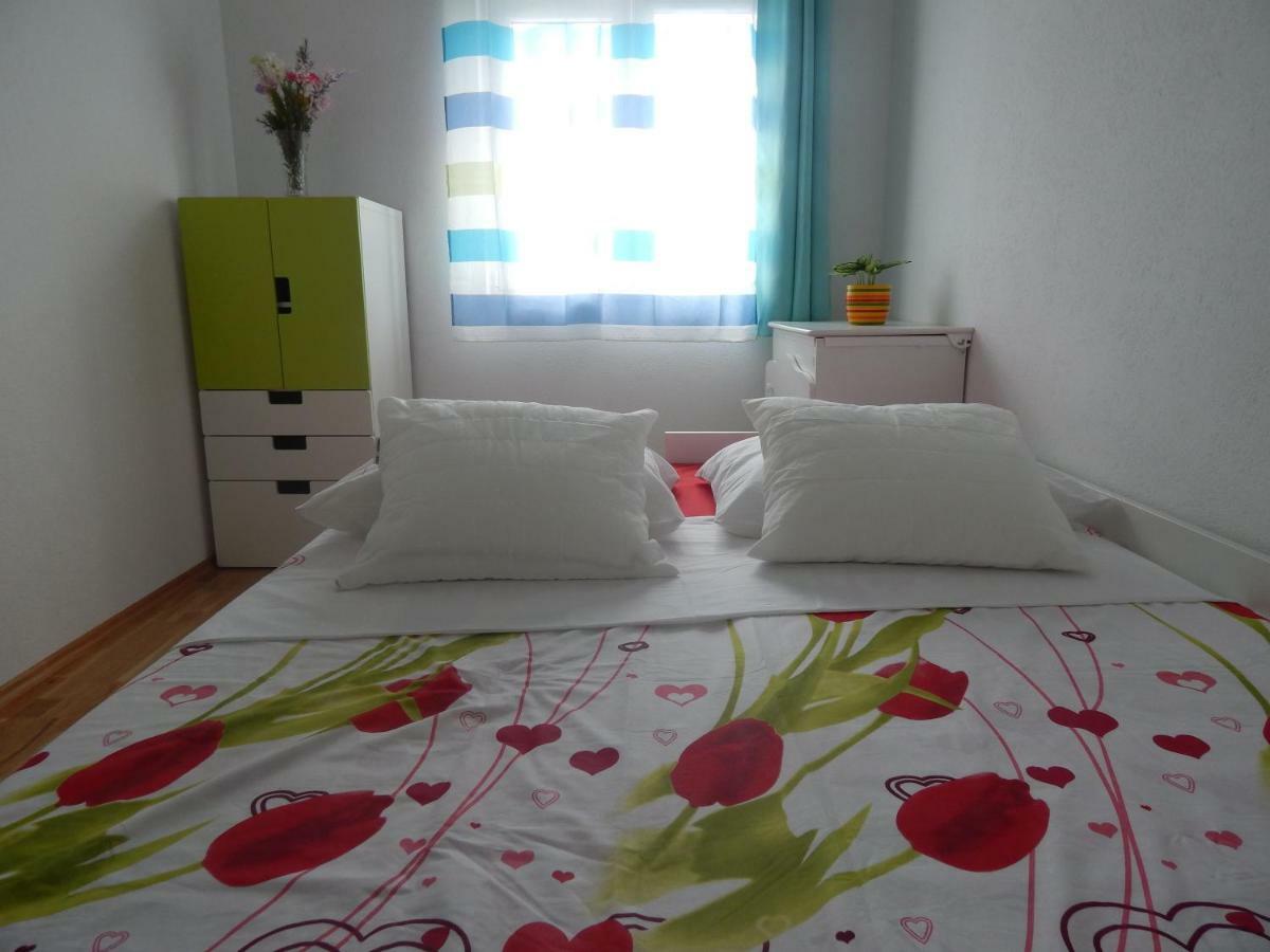 Apartman Karlo Макарска Екстериор снимка