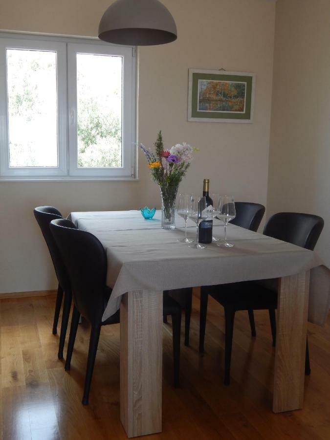 Apartman Karlo Макарска Екстериор снимка