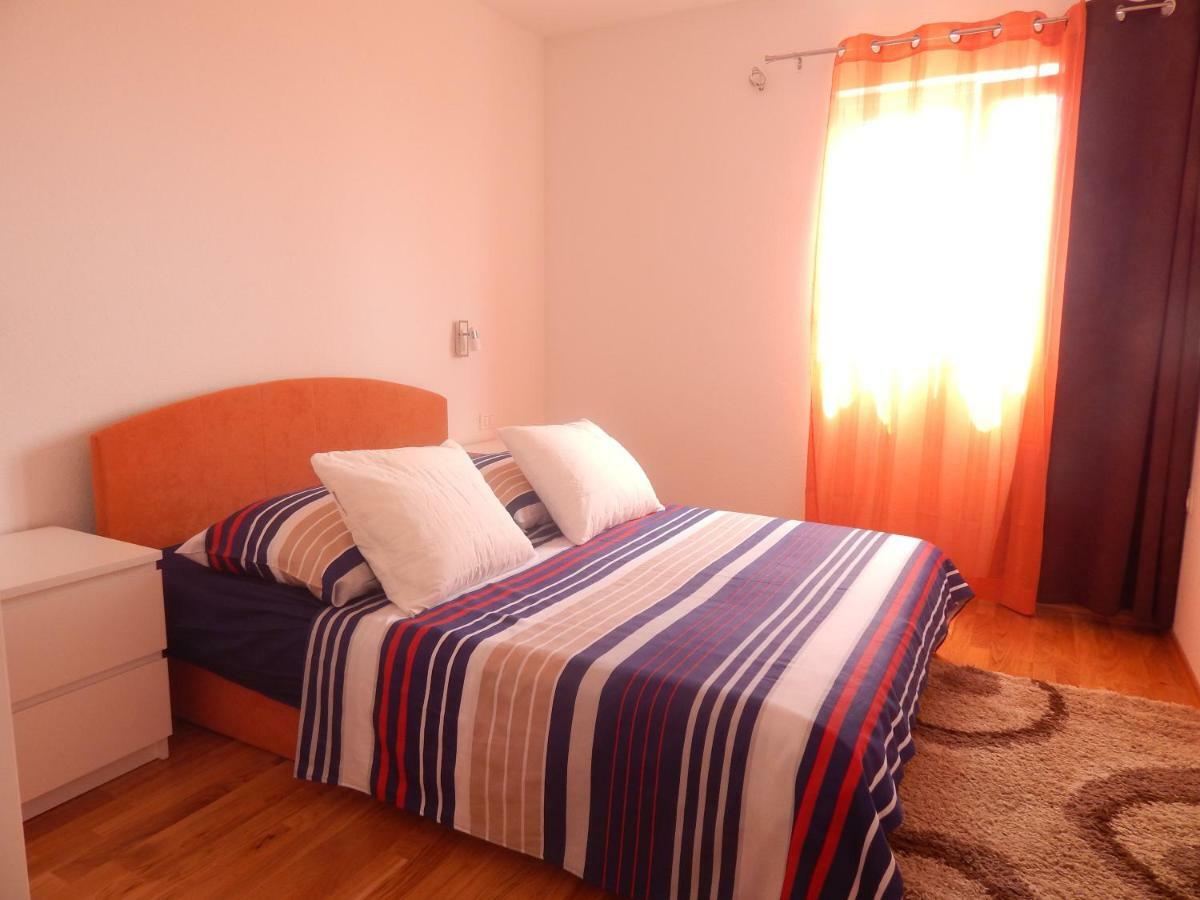 Apartman Karlo Макарска Екстериор снимка
