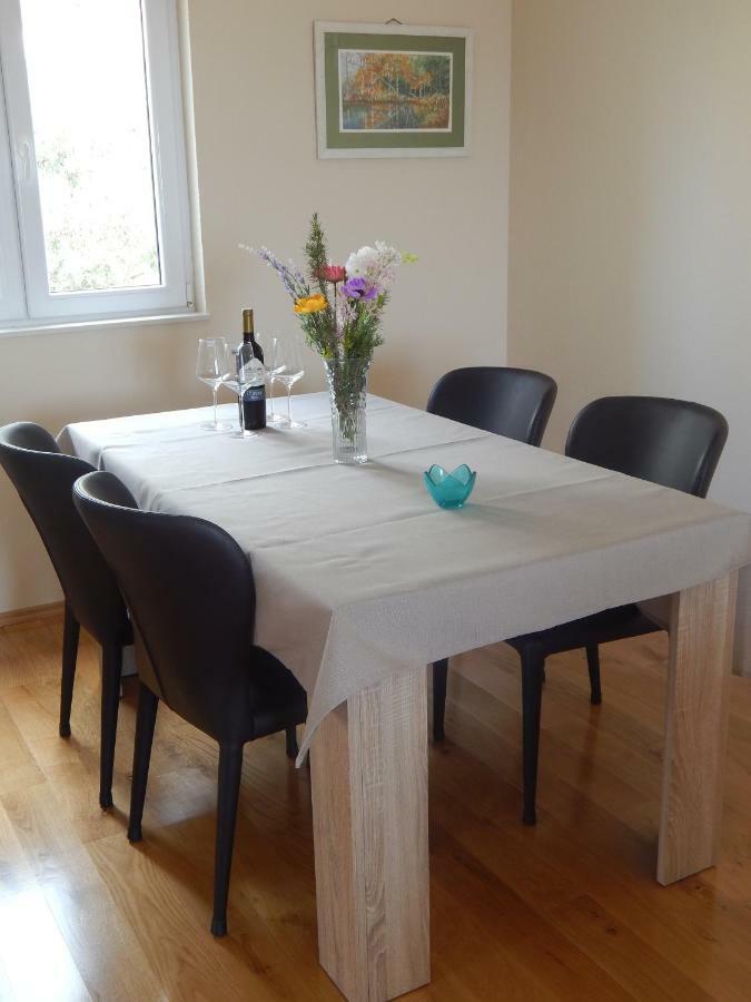 Apartman Karlo Макарска Екстериор снимка